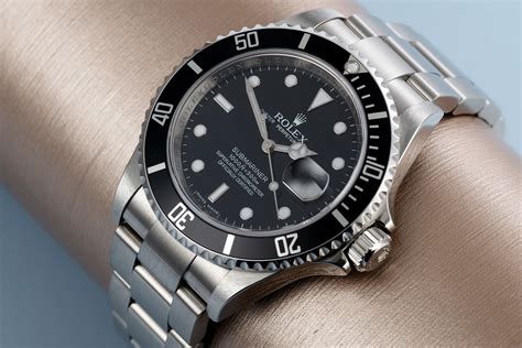 how much was a rolex submariner in 2010|rolex 16610 bezel.